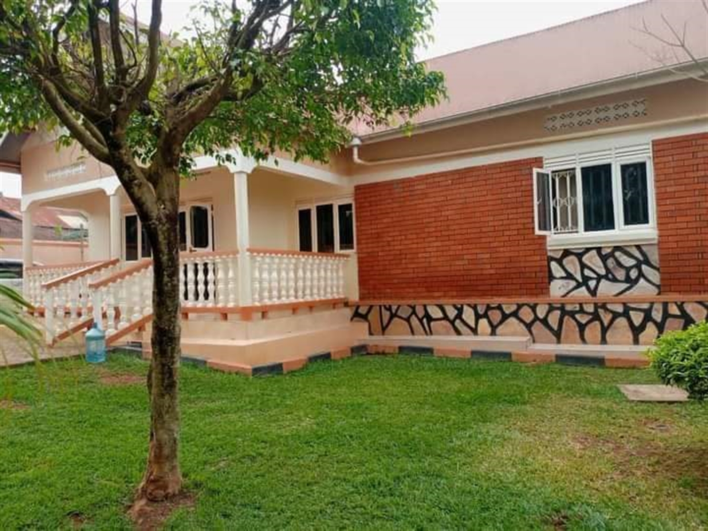 Bungalow for sale in Kawempe Kampala