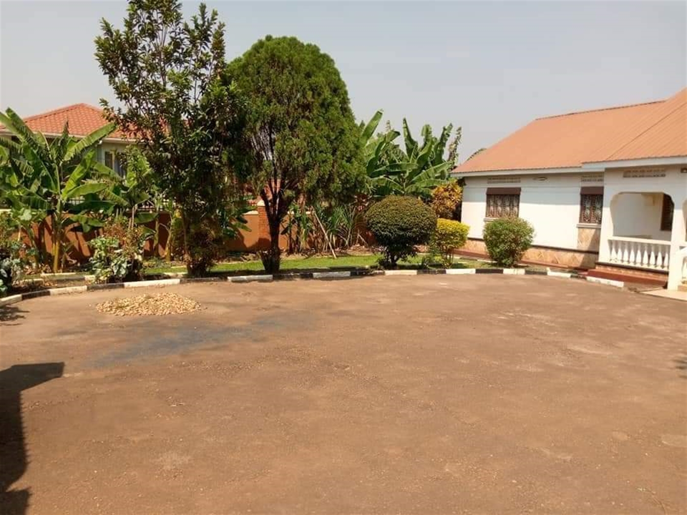 Bungalow for rent in Kisaasi Kampala