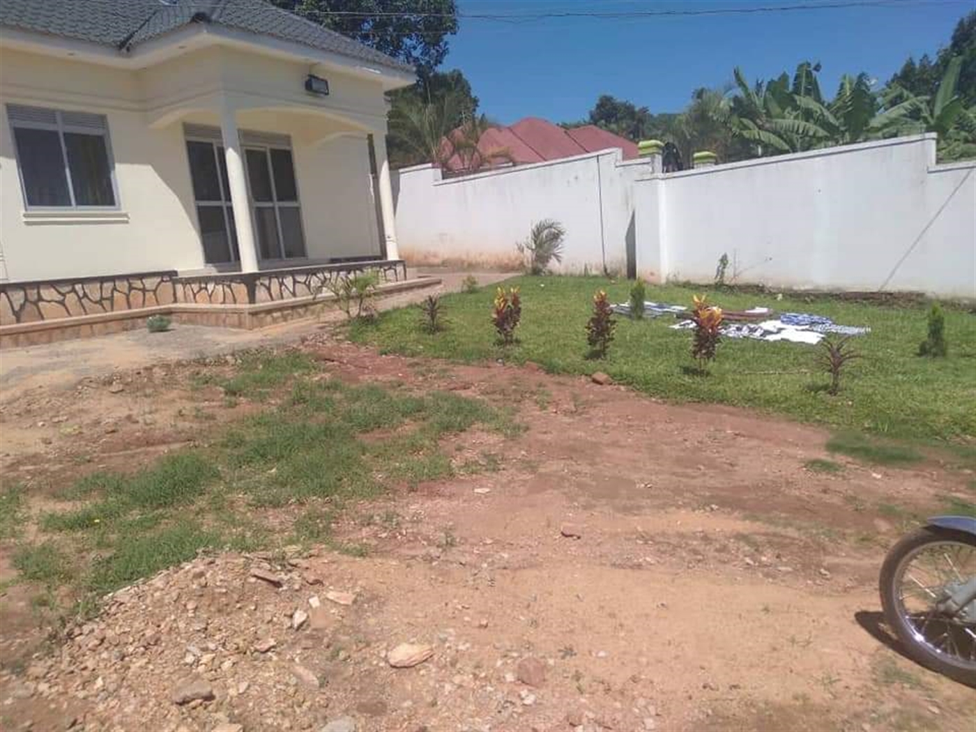 Bungalow for sale in Seguku Kampala