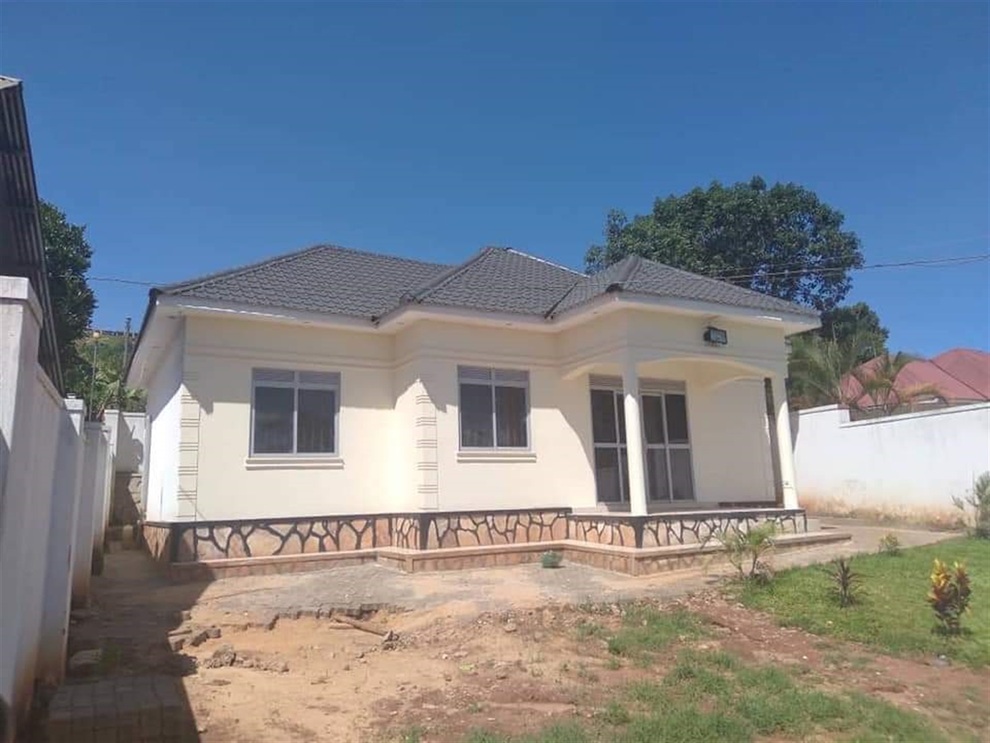 Bungalow for sale in Seguku Kampala