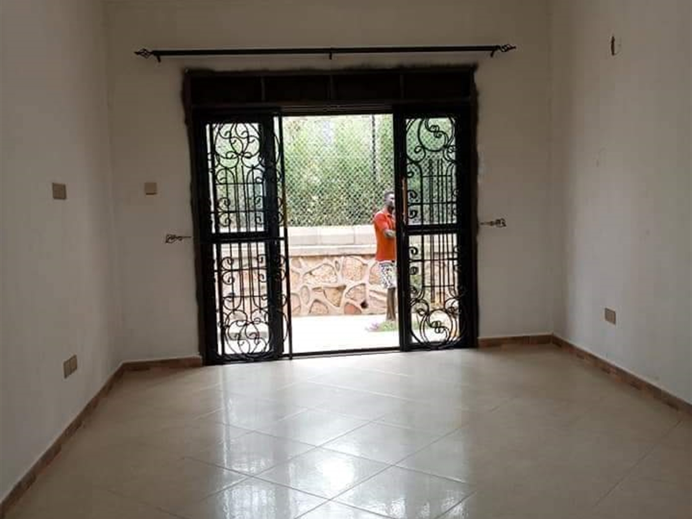 Bungalow for rent in Mpererwe Kampala