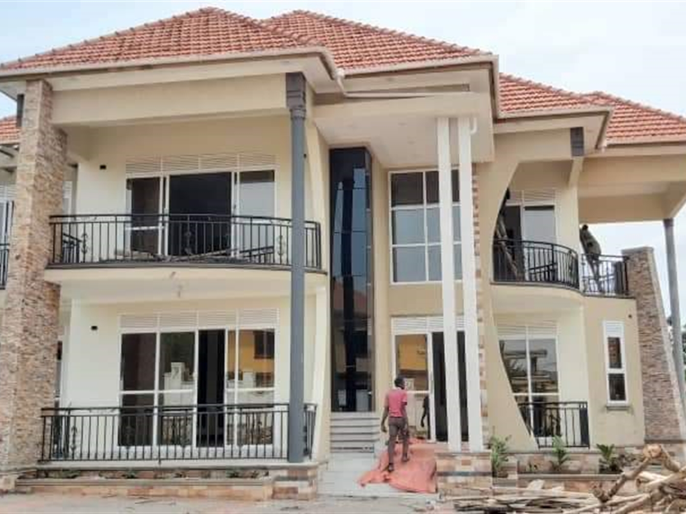 Mansion for sale in Kitende Wakiso
