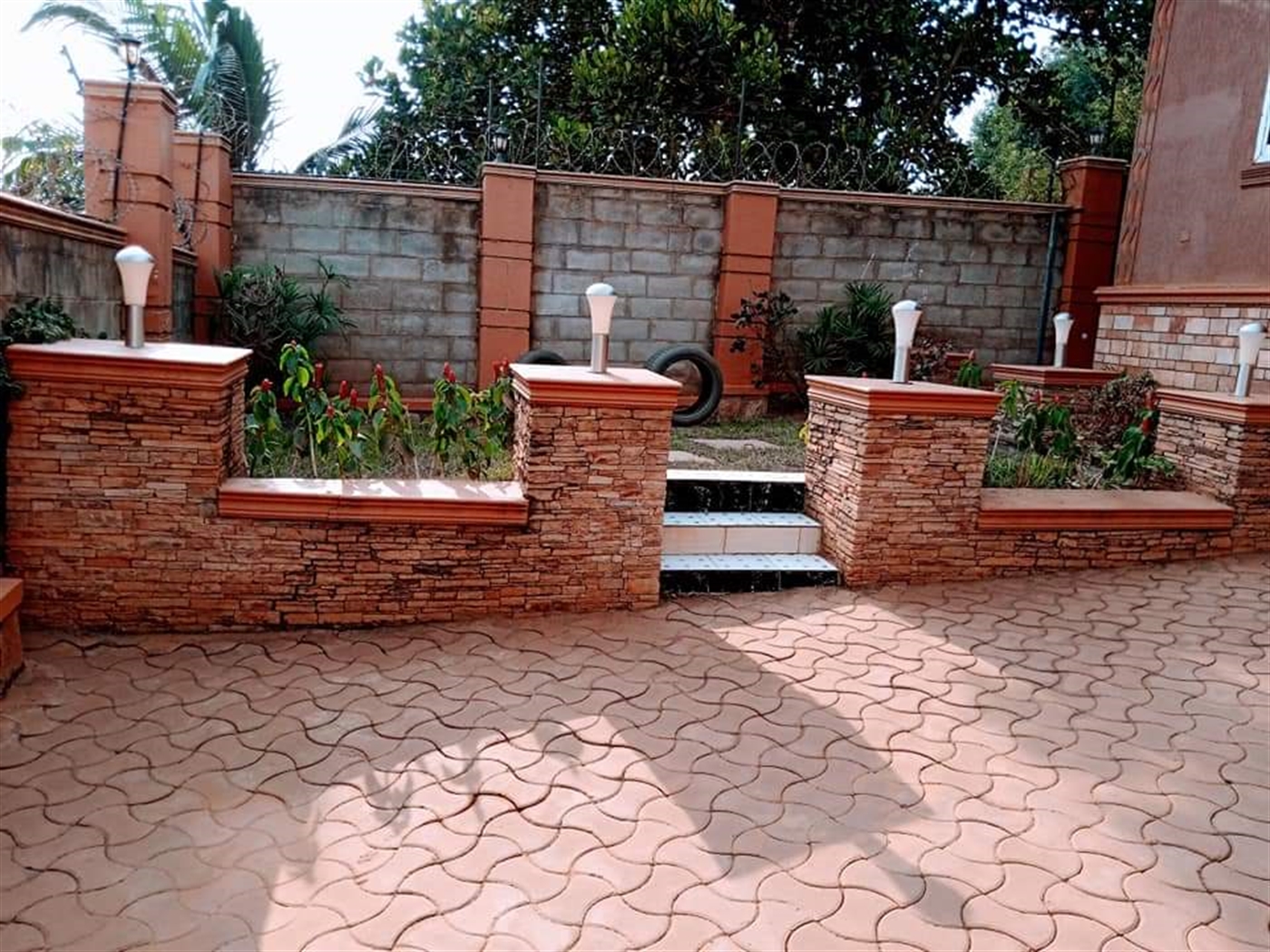 Bungalow for sale in Kira Wakiso