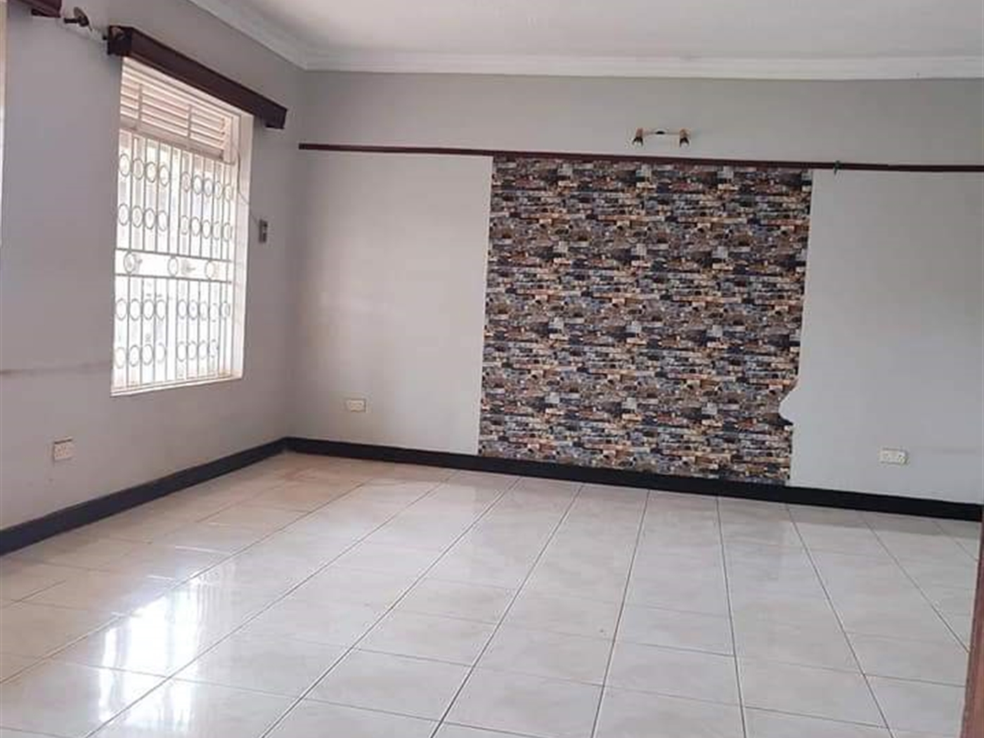 Bungalow for rent in Kisaasi Kampala