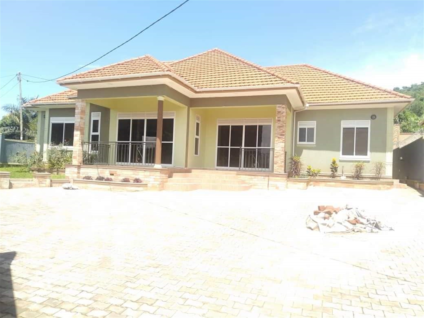 Bungalow for sale in Bwebajja Wakiso