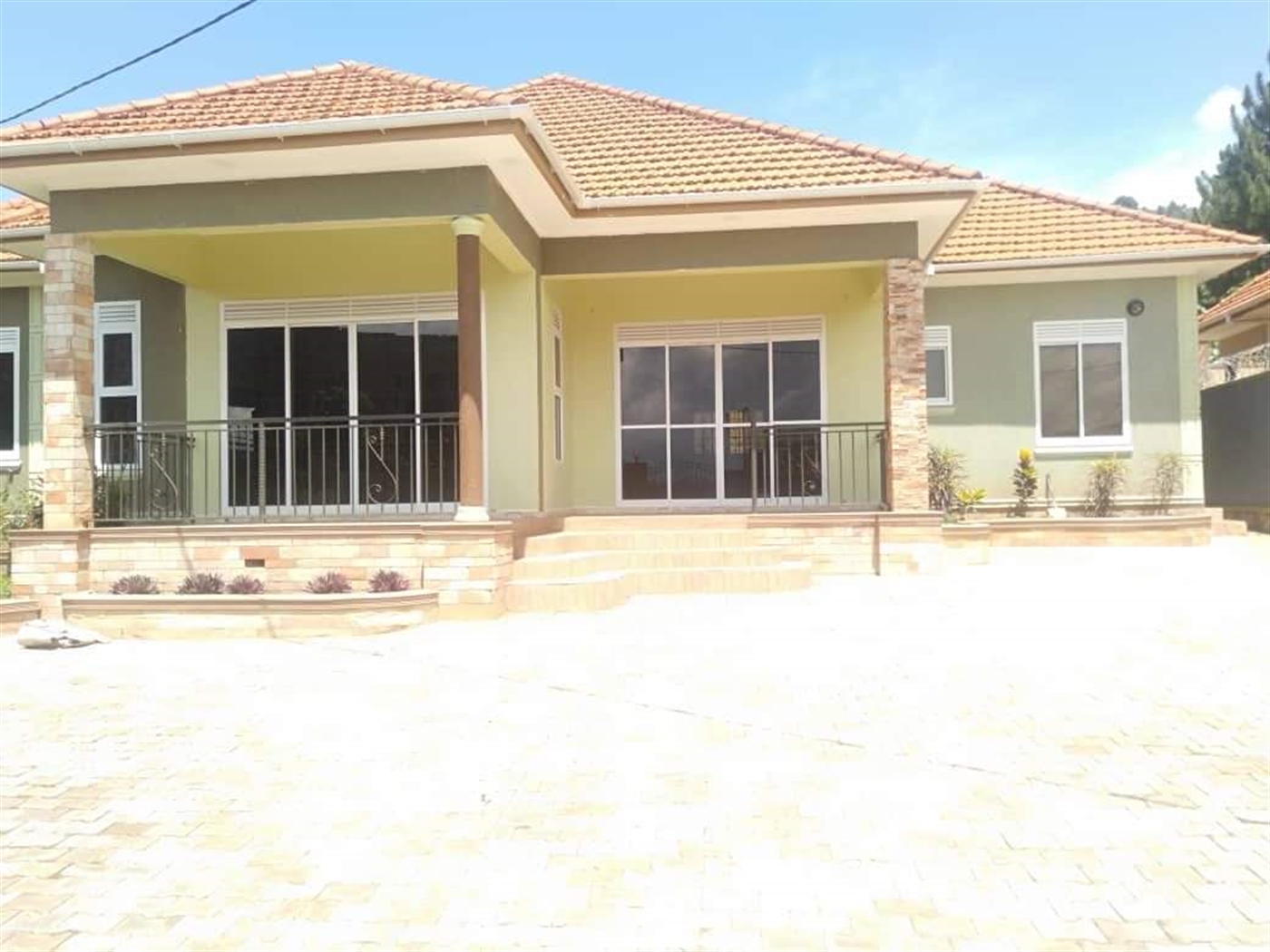 Bungalow for sale in Bwebajja Wakiso