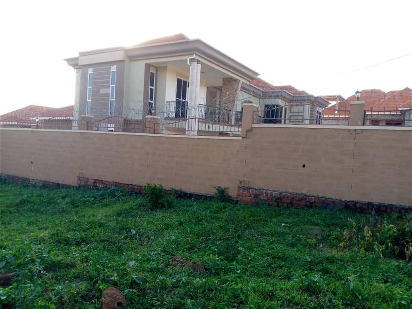 Mansion for rent in Bwelenga Wakiso