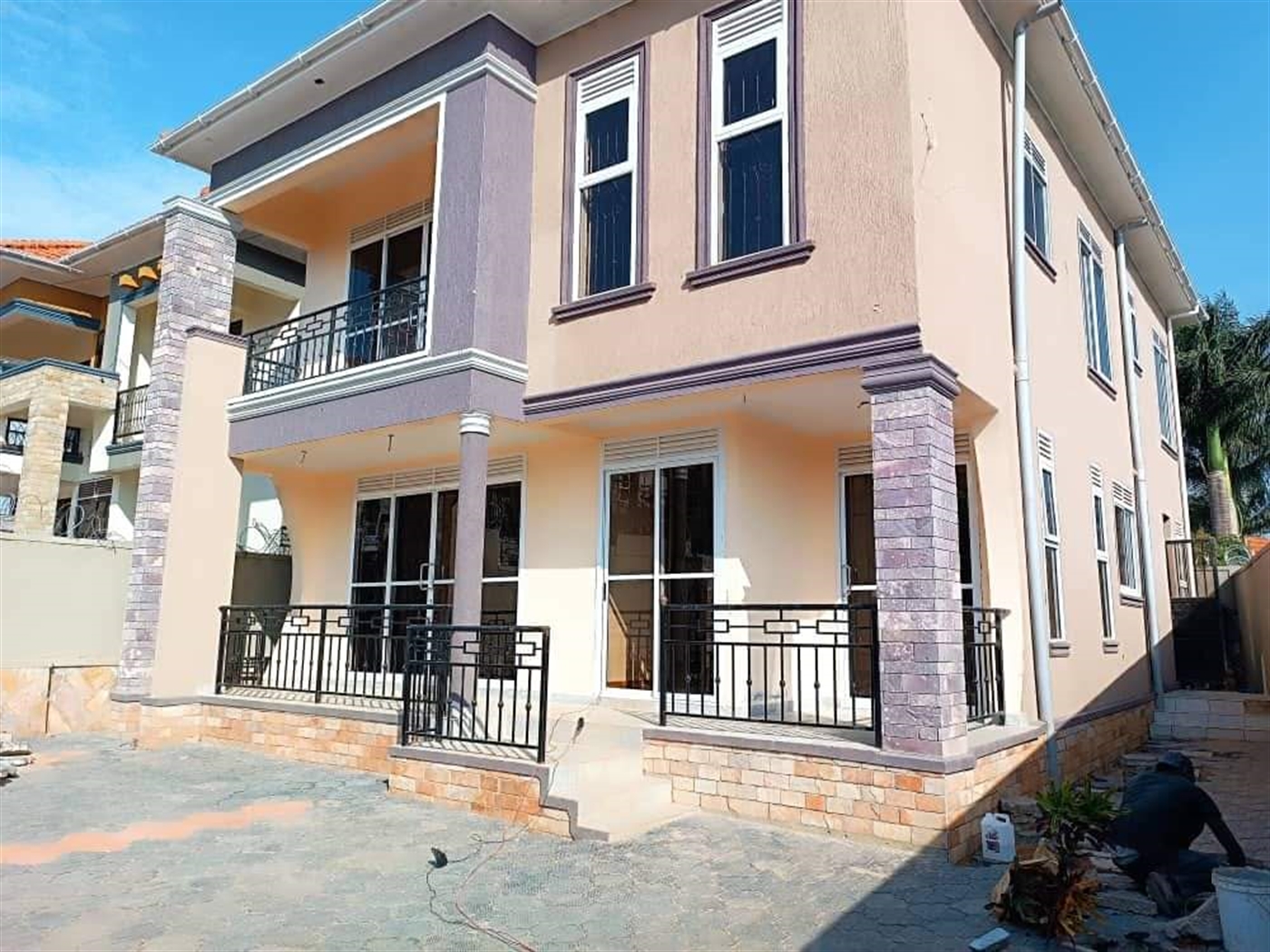 Duplex for sale in Kira Wakiso