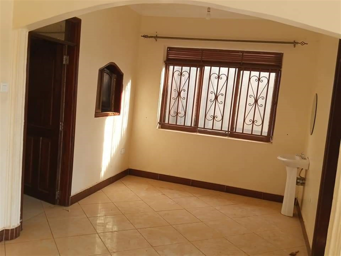 Bungalow for rent in Namugongo Wakiso