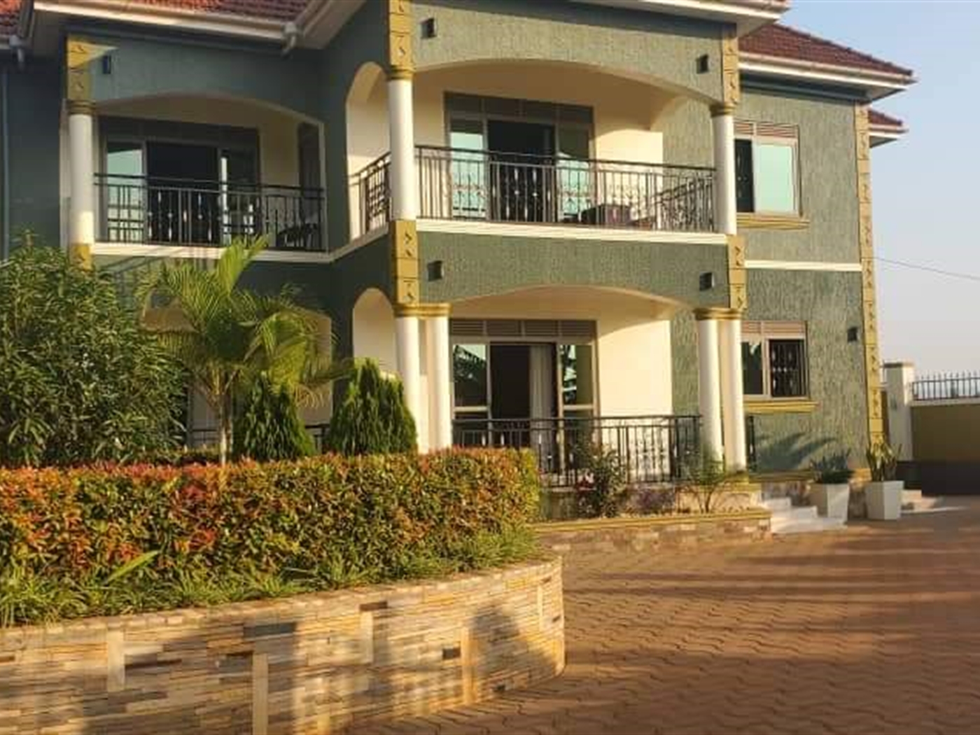 Storeyed house for sale in Seguku Wakiso