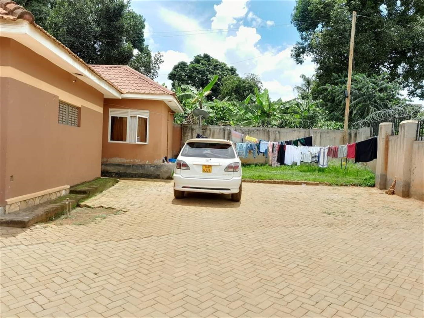 Bungalow for rent in Kira Wakiso