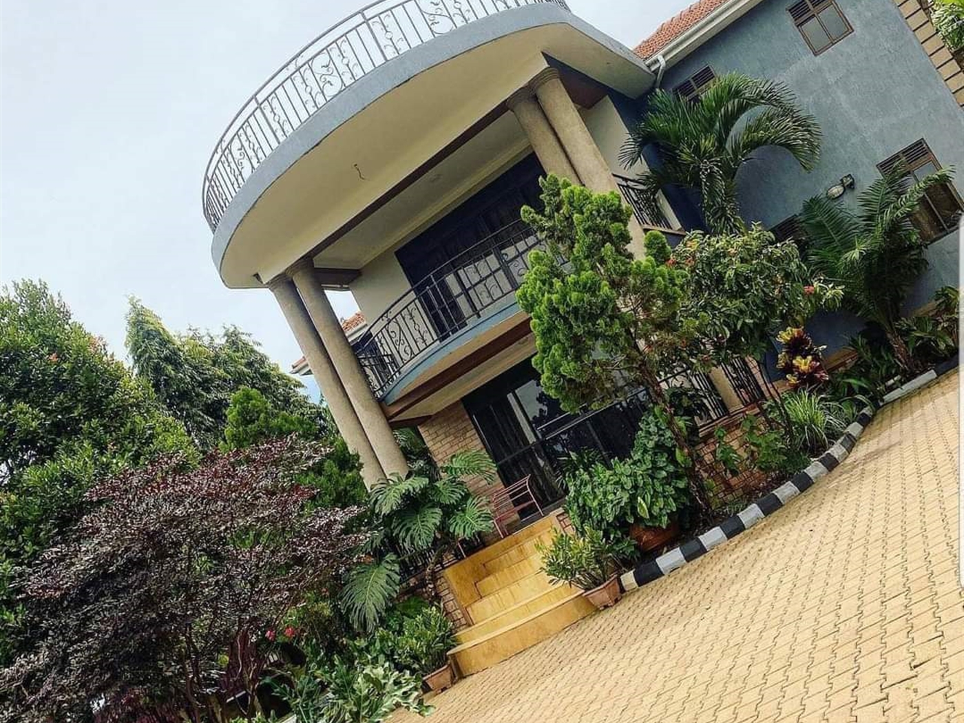 Duplex for sale in Buziga Kampala