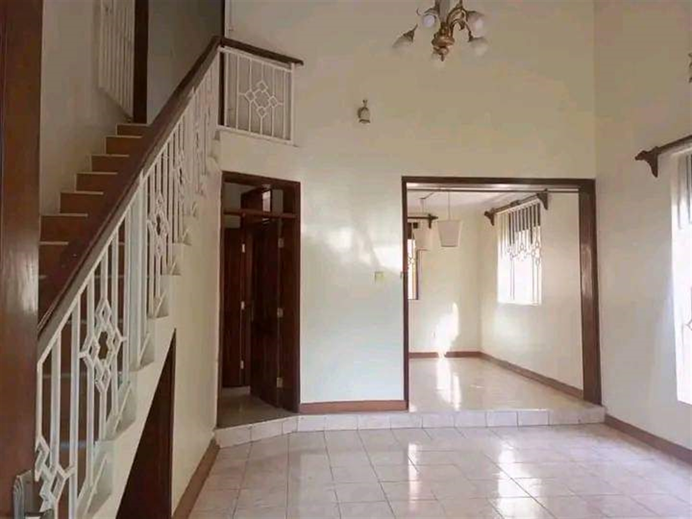 Duplex for rent in Naguru Kampala