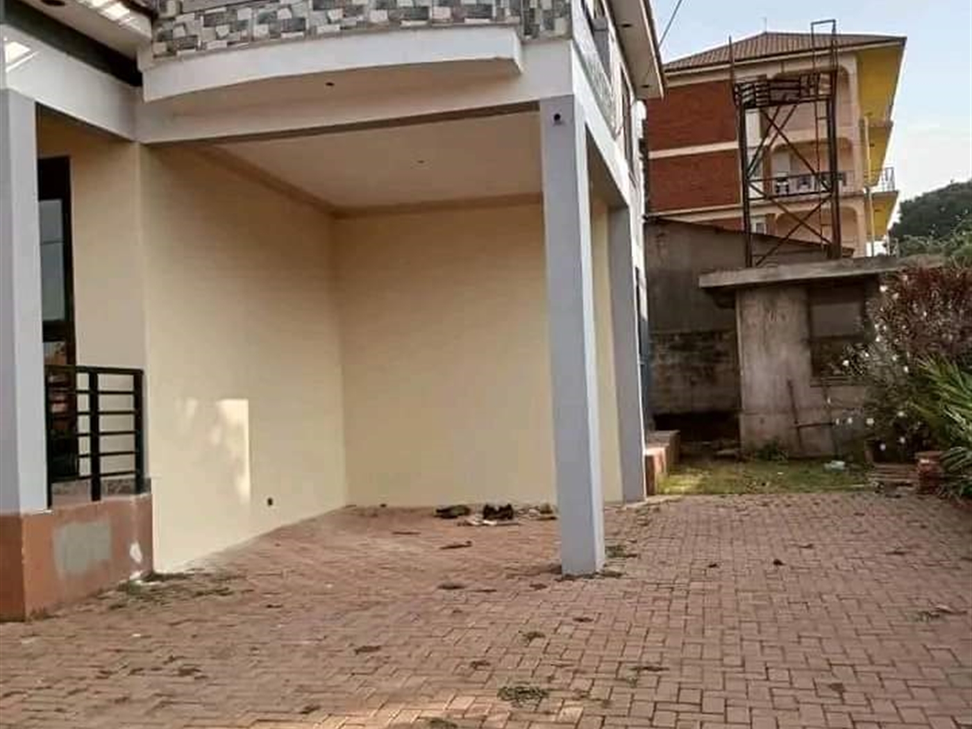 Duplex for sale in Nkumba Wakiso