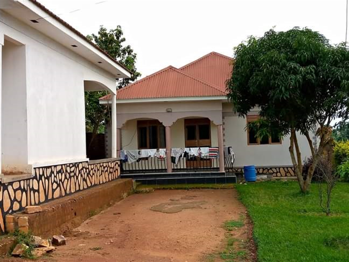 Bungalow for sale in Nabuti Mukono