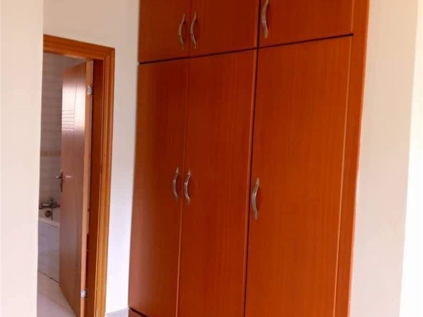 Apartment for rent in Kiwaatule Kampala