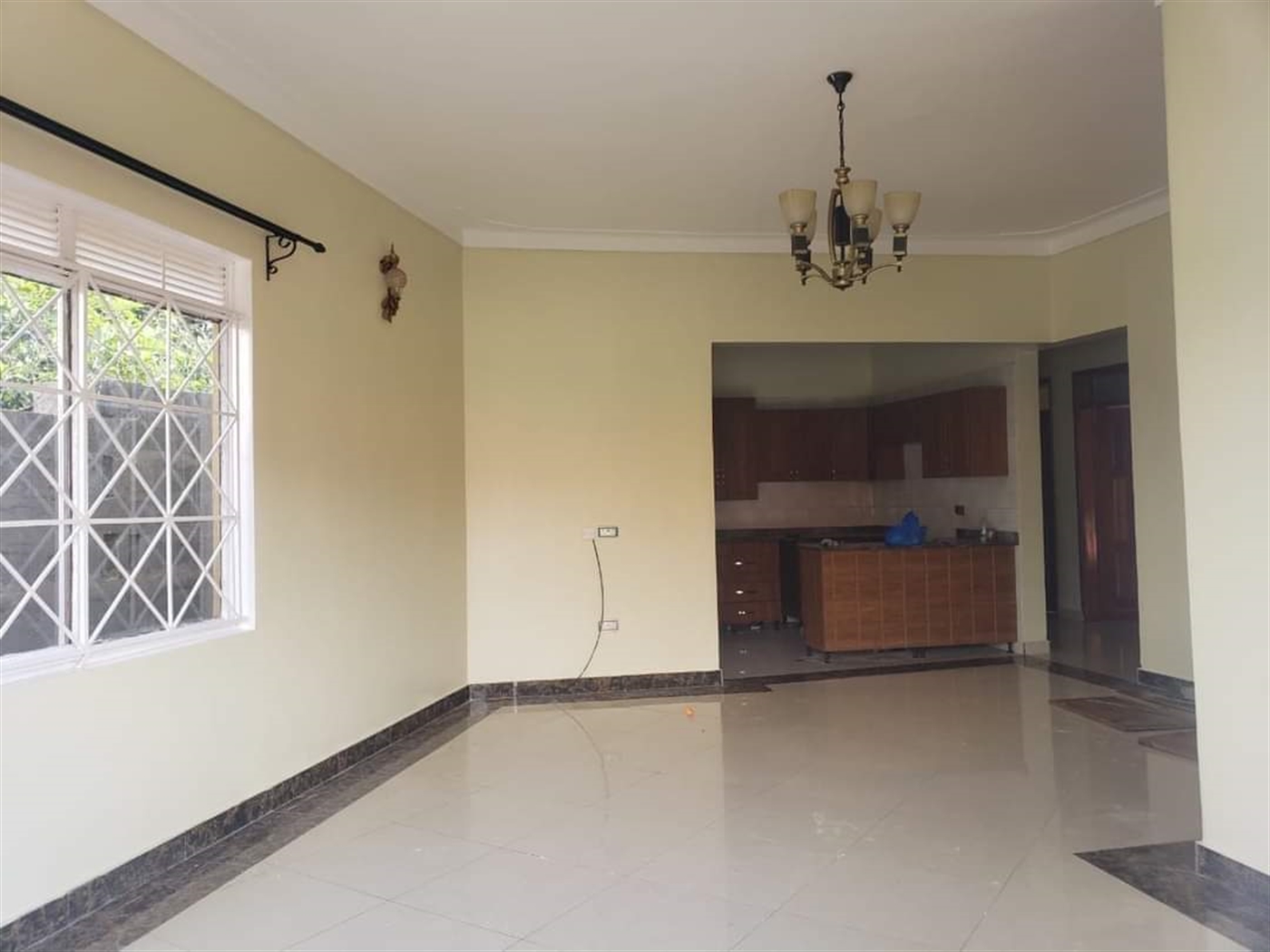 Bungalow for rent in Kira Wakiso