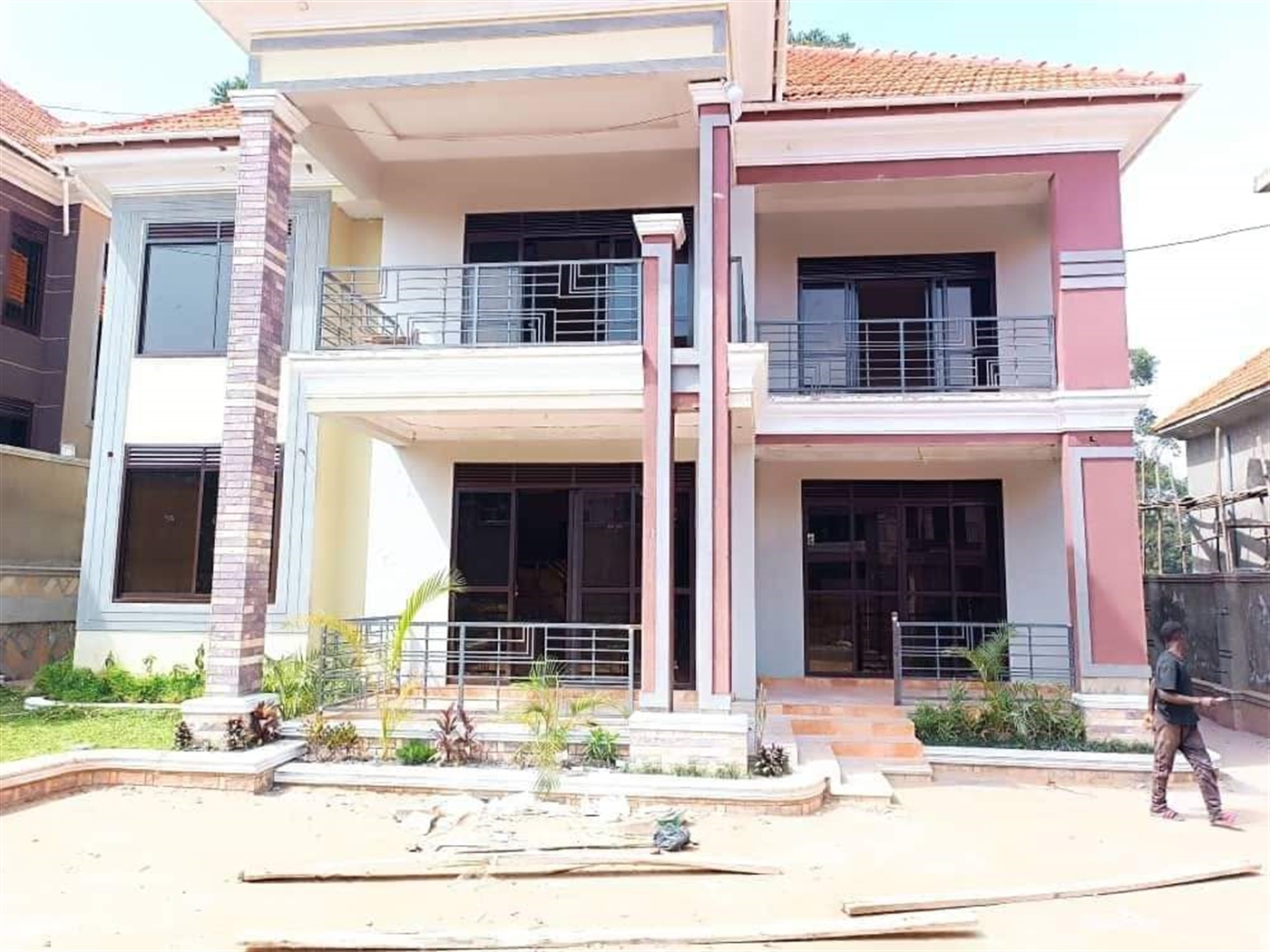 Mansion for sale in Kisaasi Kampala