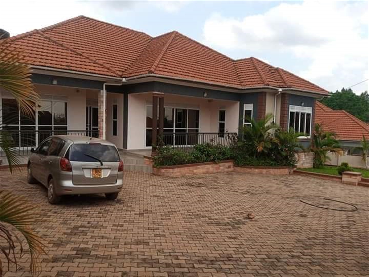 Bungalow for rent in Bwebajja Wakiso