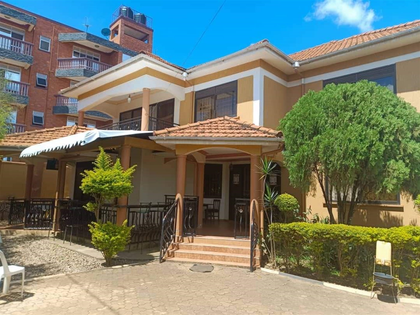 Mansion for sale in Muyenga Kampala