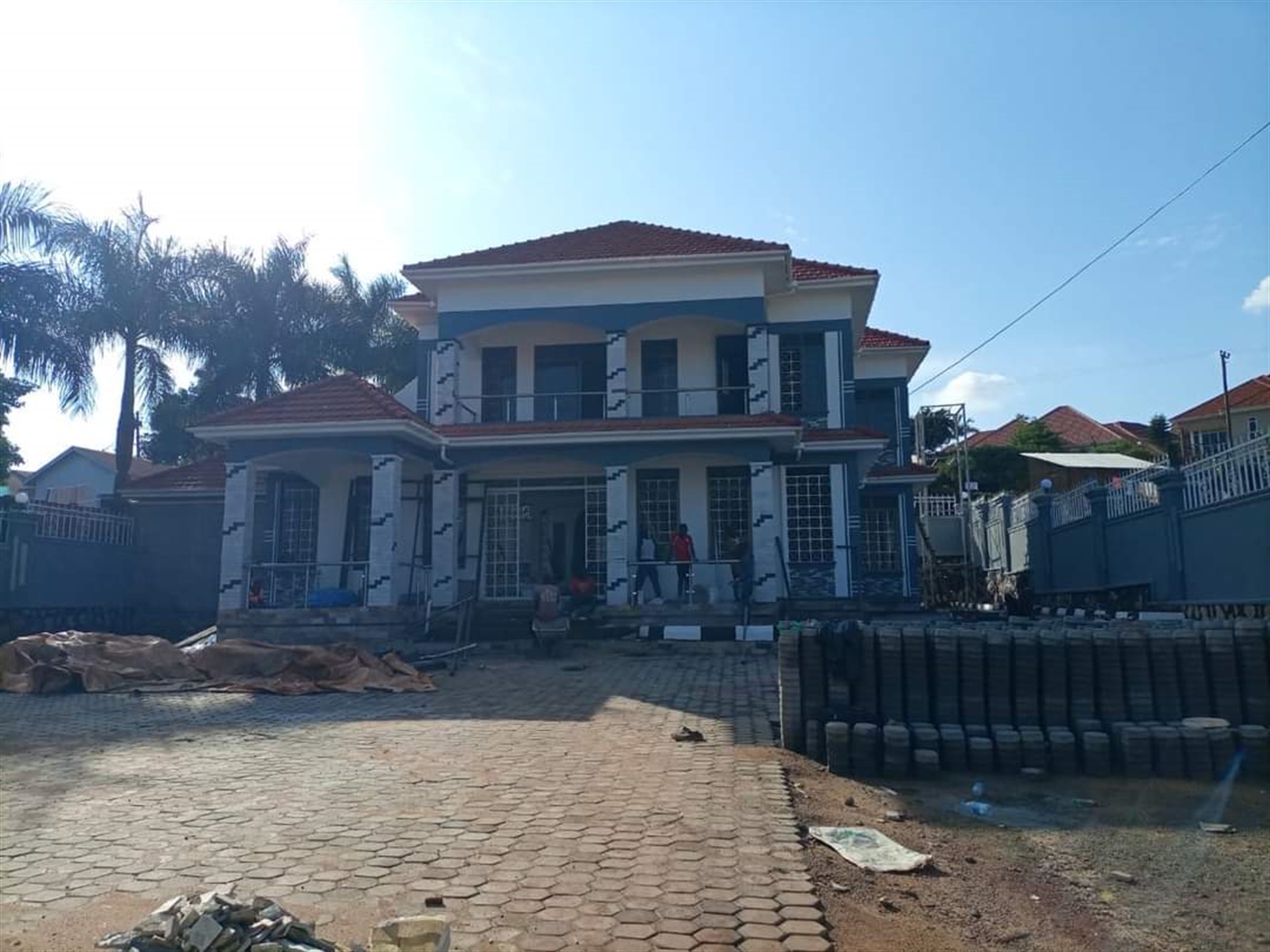 Mansion for sale in Kitende Wakiso