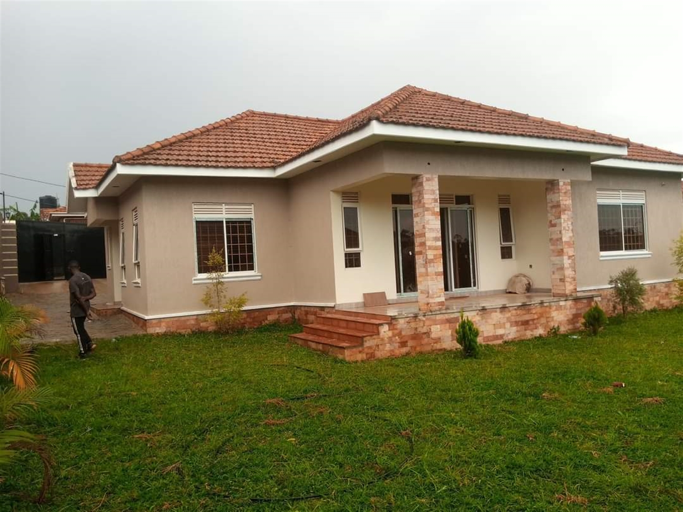 Bungalow for rent in Kira Wakiso