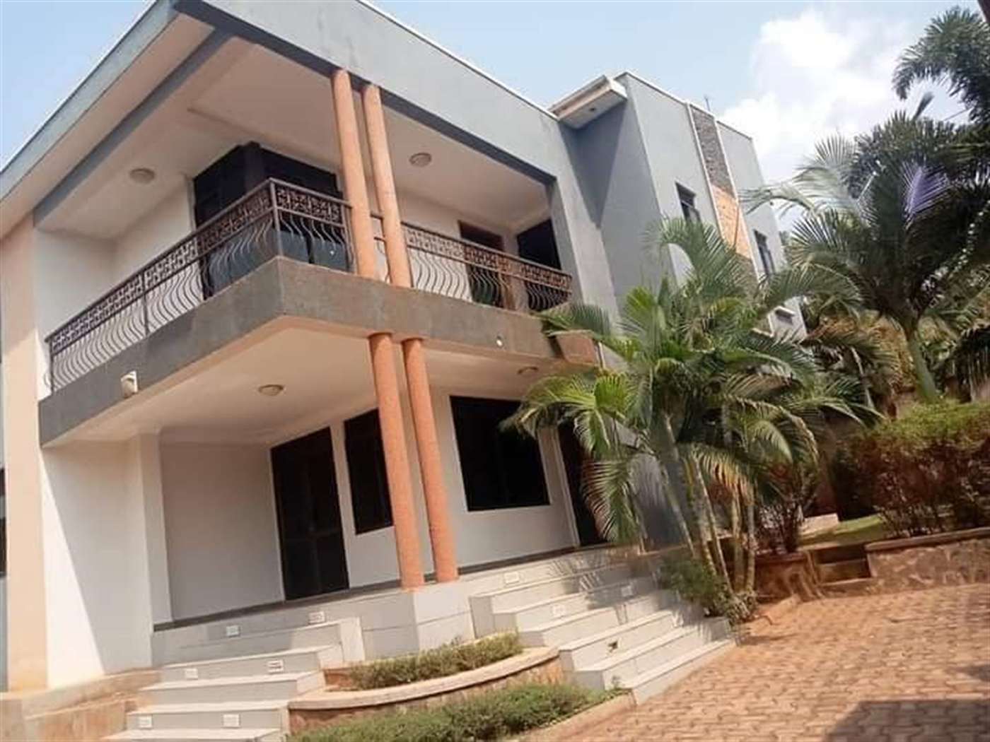 Mansion for sale in Najjera Wakiso