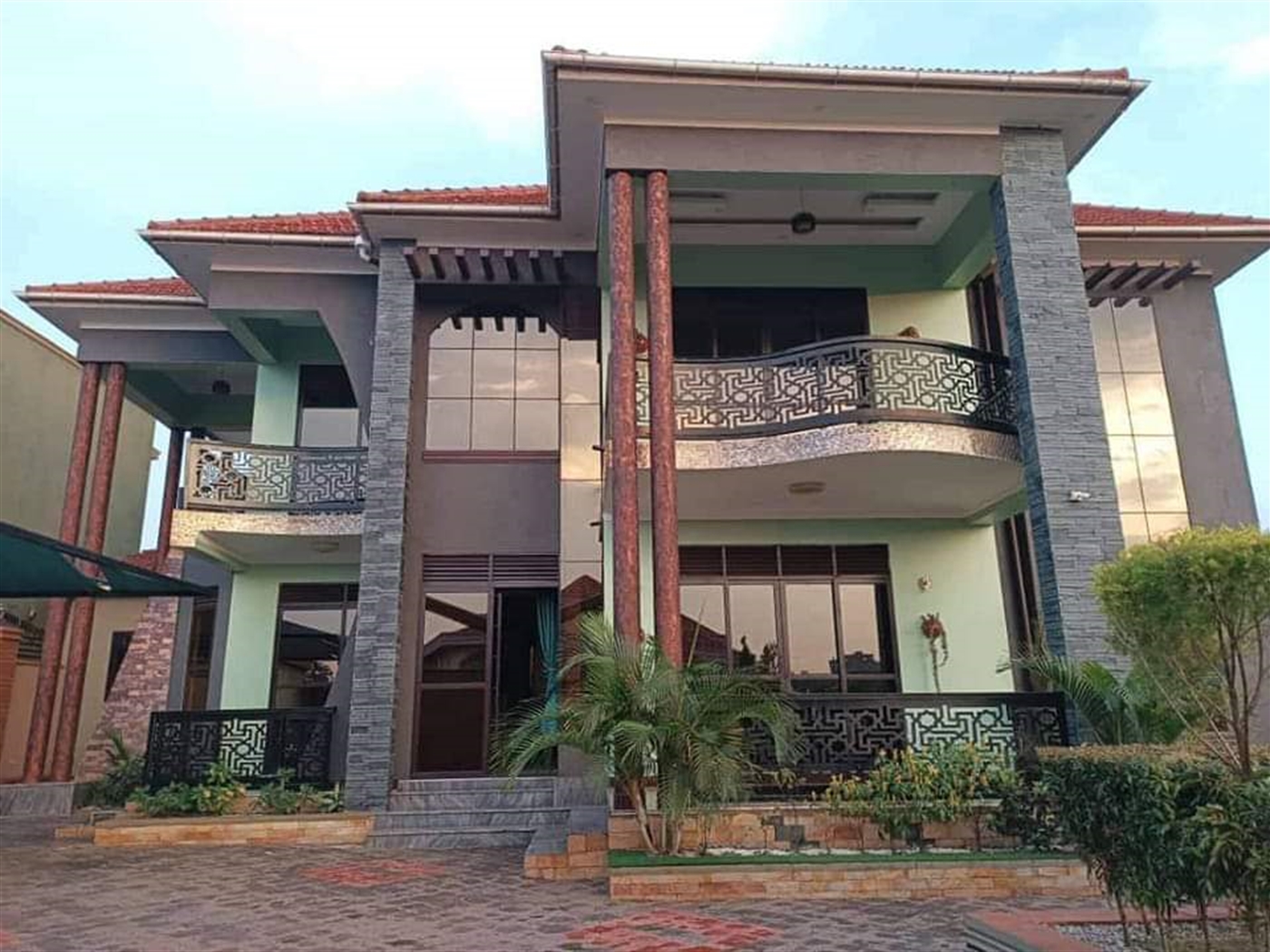 Mansion for sale in Kyanja Kampala