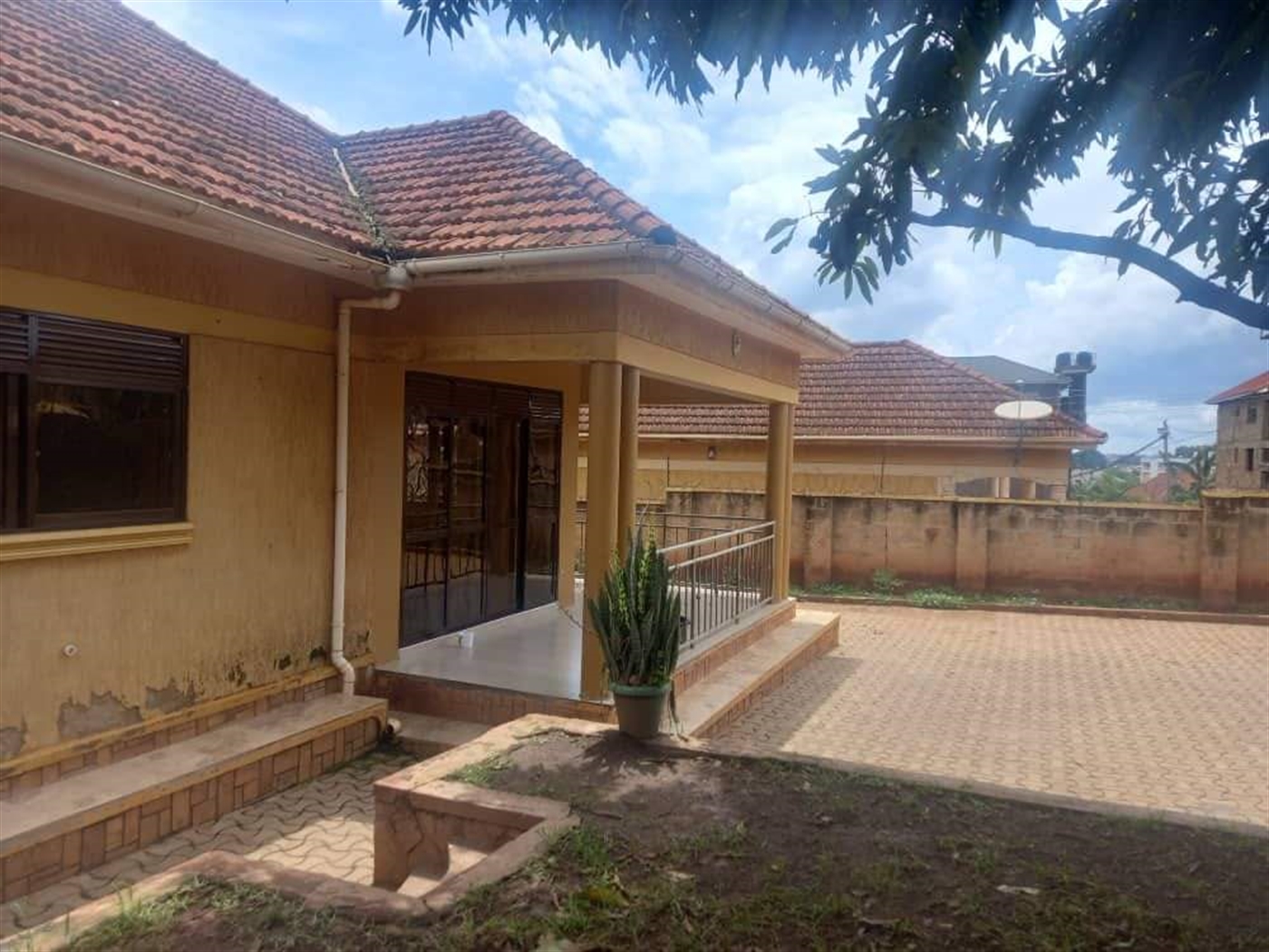 Bungalow for rent in Najjera Wakiso