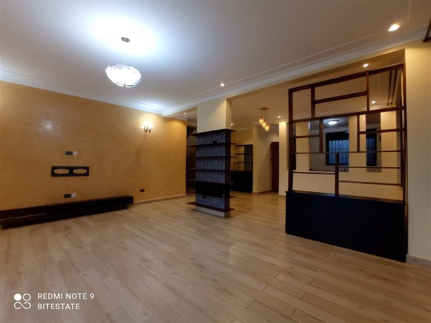 Mansion for rent in Kiwatule Kampala