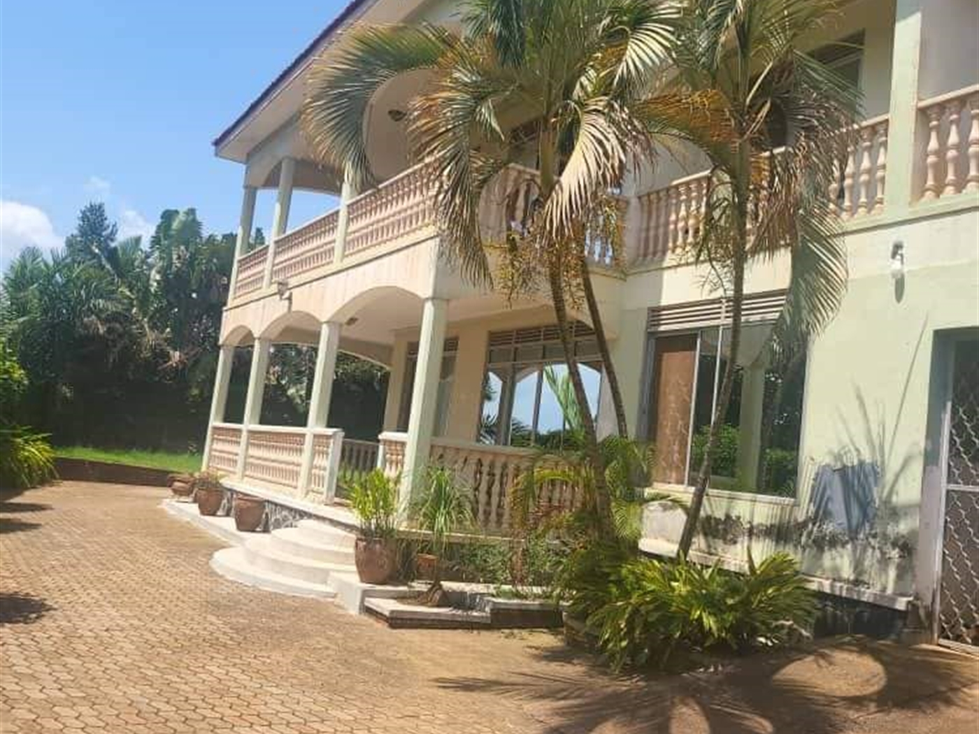 Mansion for sale in Bbunga Kampala