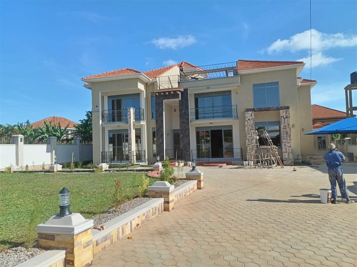 Mansion for sale in Akright Wakiso