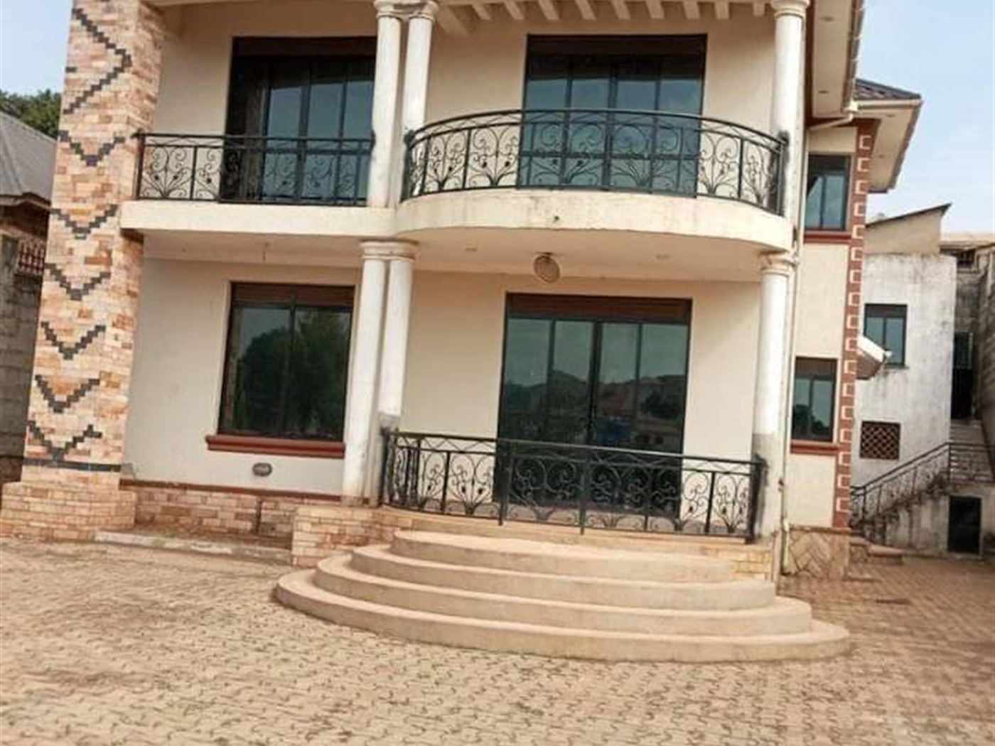 Duplex for sale in Nateete Kampala