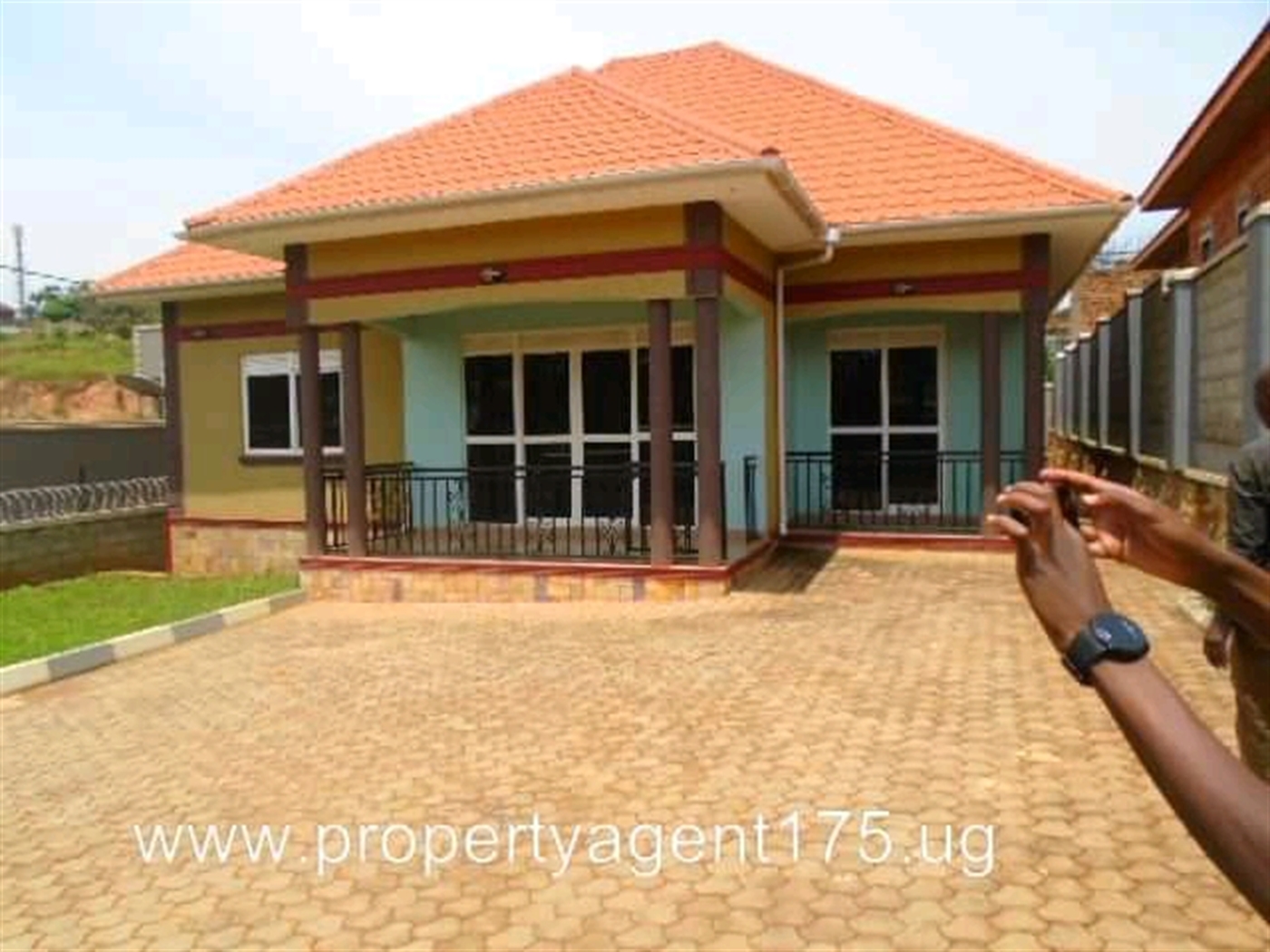 Bungalow for sale in Kira Wakiso