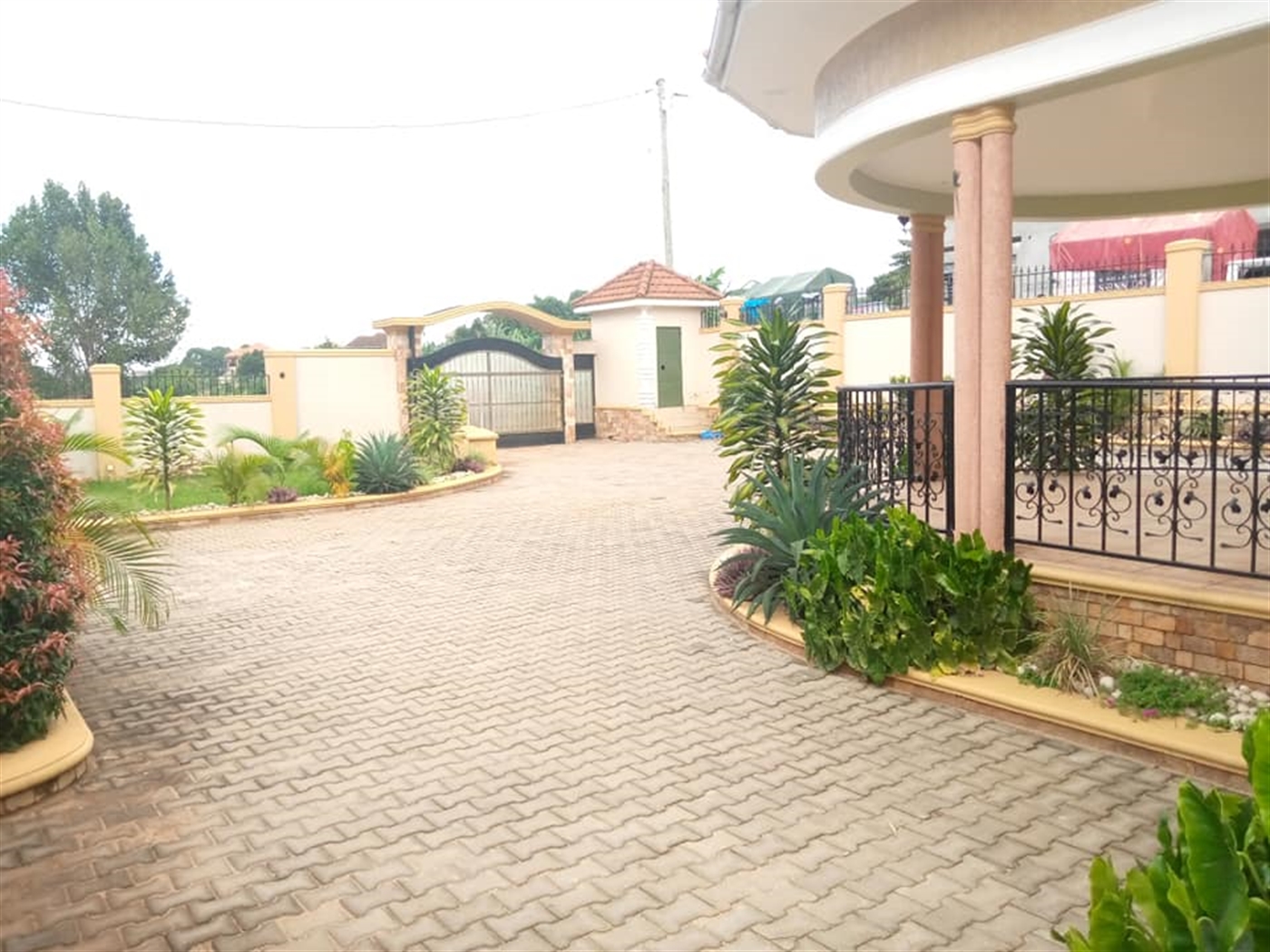 Bungalow for sale in Kira Wakiso