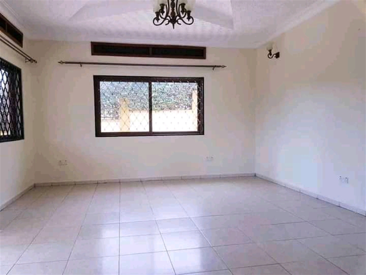 Bungalow for rent in Bbunga Kampala