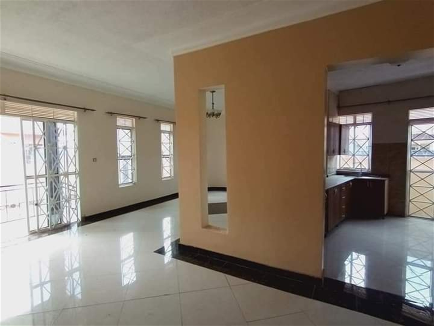 Bungalow for rent in Kira Wakiso