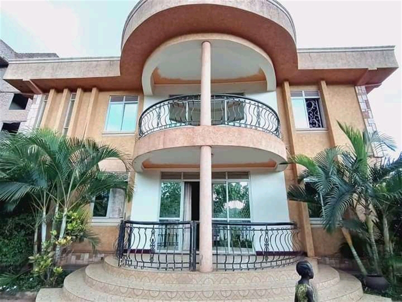 Apartment for sale in Seguku Wakiso