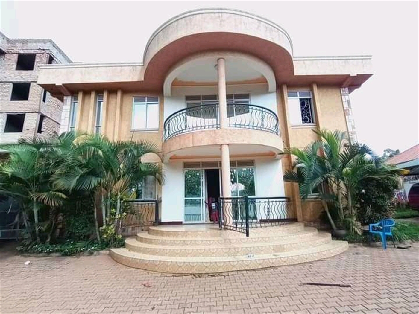 Apartment for sale in Seguku Wakiso