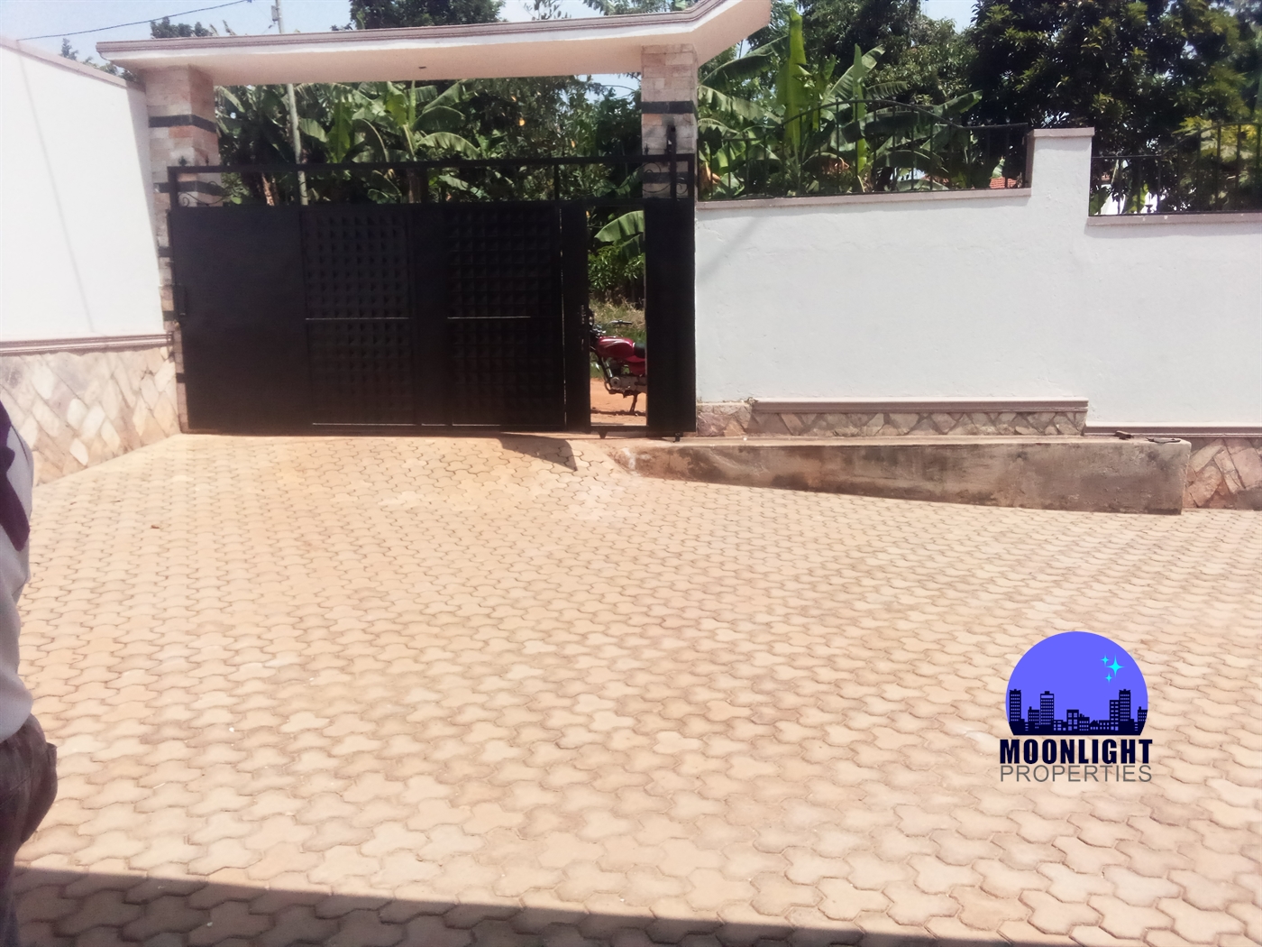 Bungalow for sale in Kira Wakiso