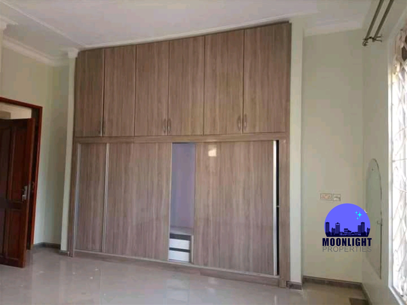 Bungalow for rent in Kira Wakiso