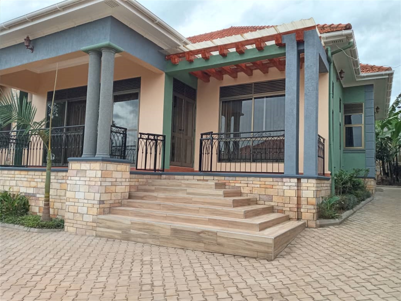 Bungalow for sale in Kira Wakiso