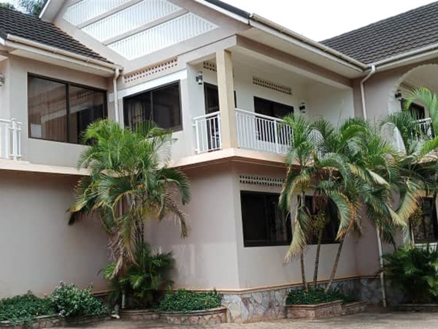 Storeyed house for rent in Naguru Kampala