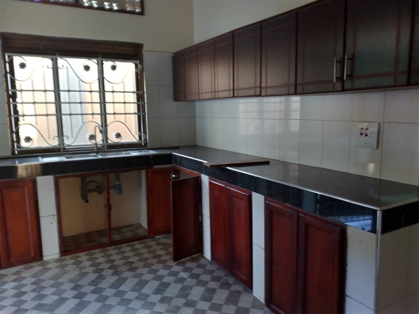 Bungalow for sale in Seeta Mukono