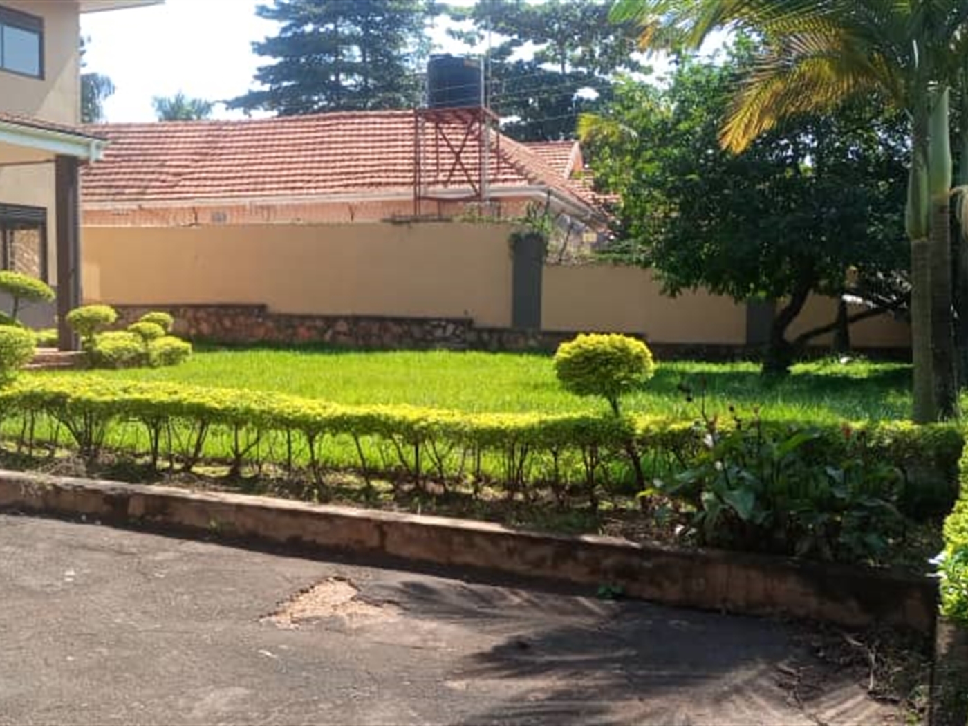 Storeyed house for sale in Muyenga Kampala