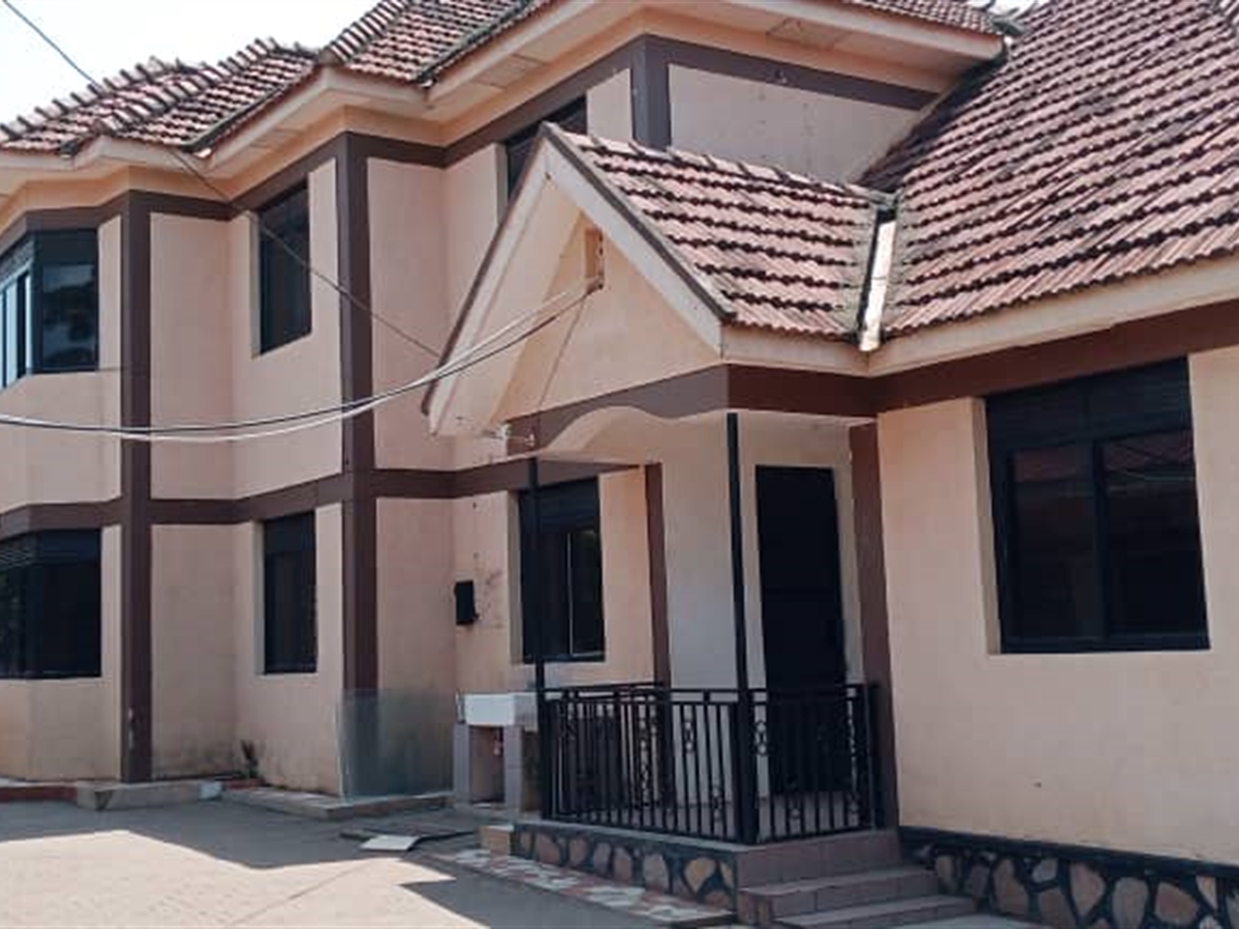 Storeyed house for rent in Ntinda Kampala