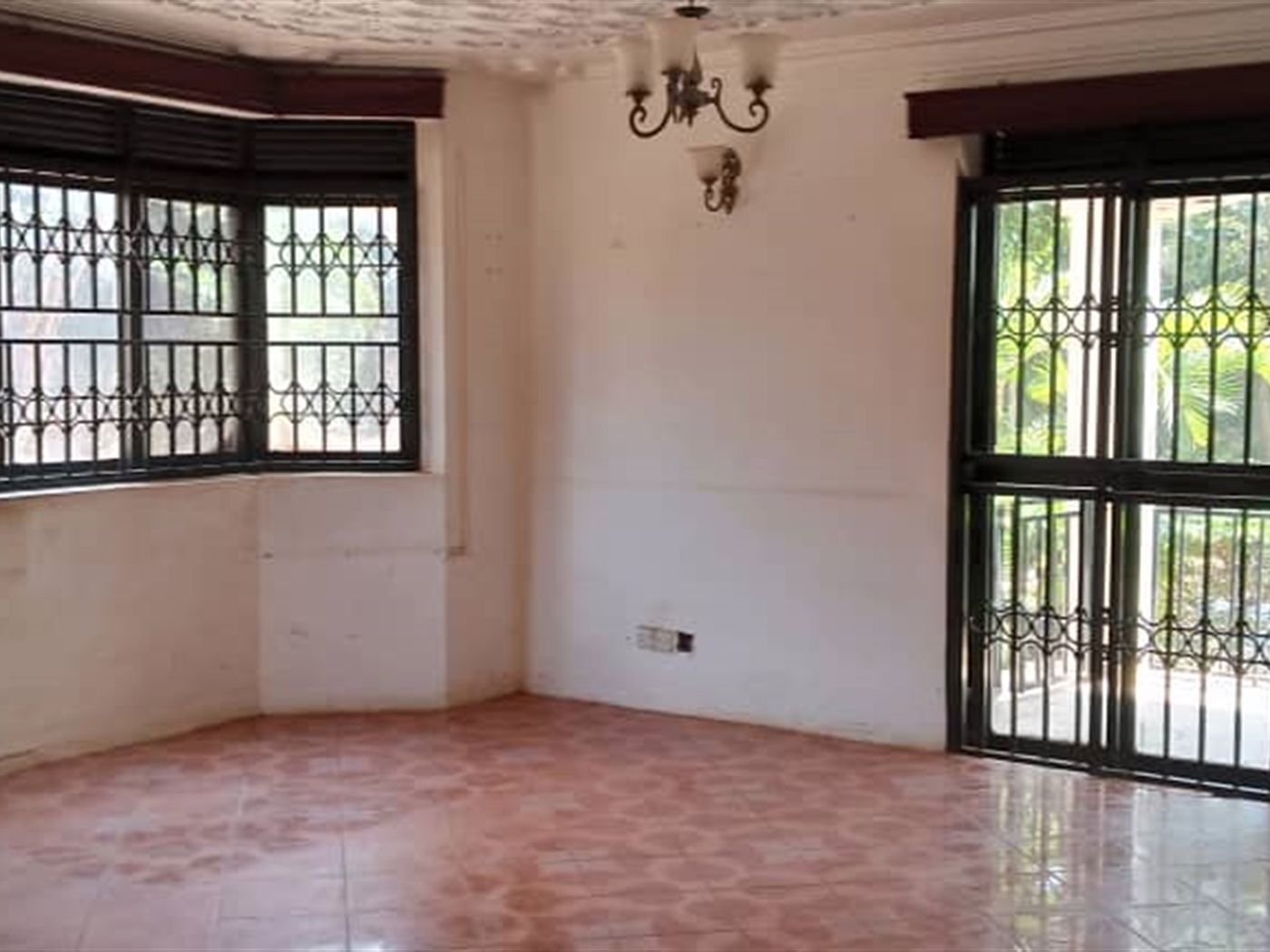 Storeyed house for rent in Ntinda Kampala