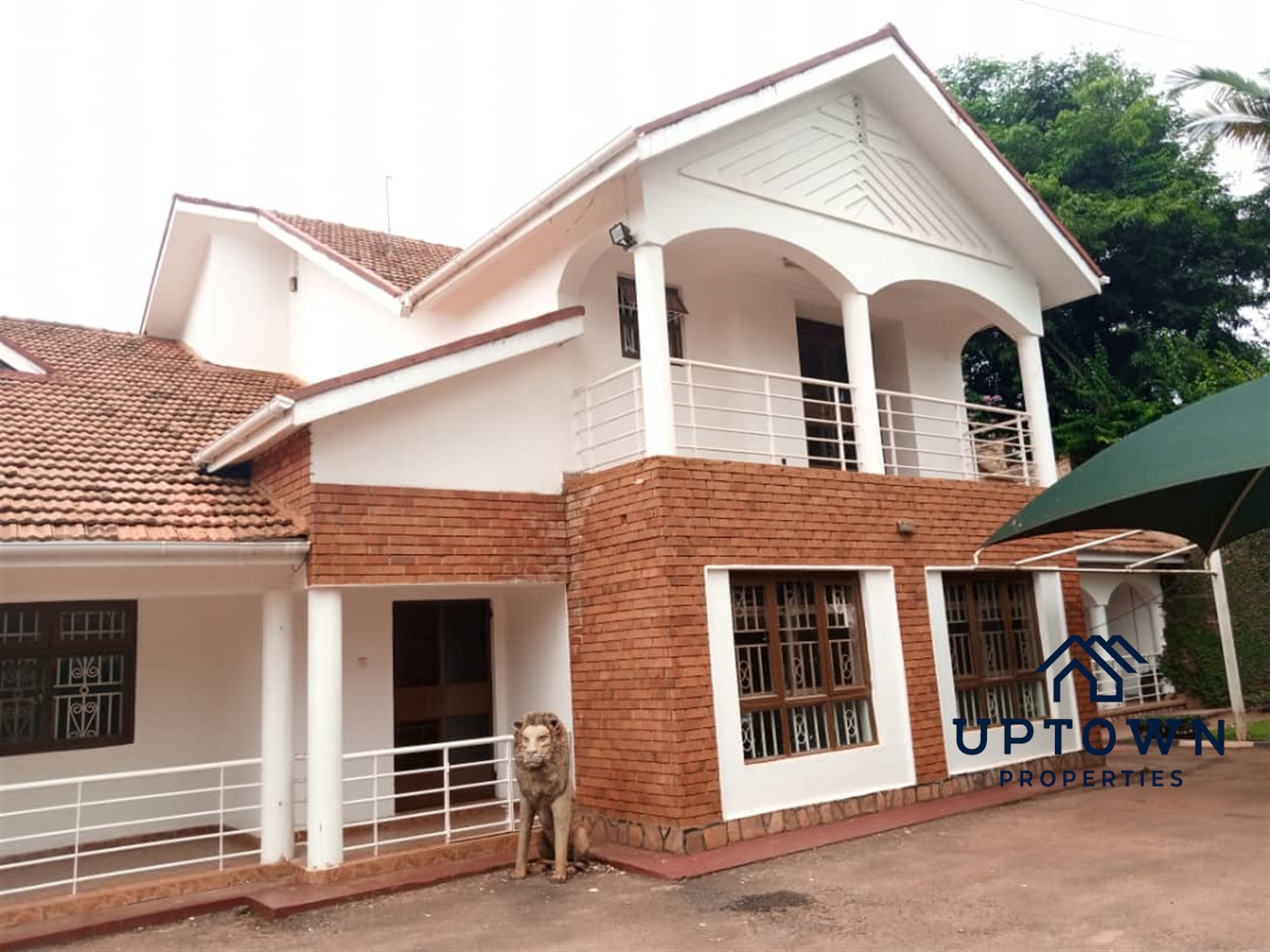 Storeyed house for rent in Naguru Kampala