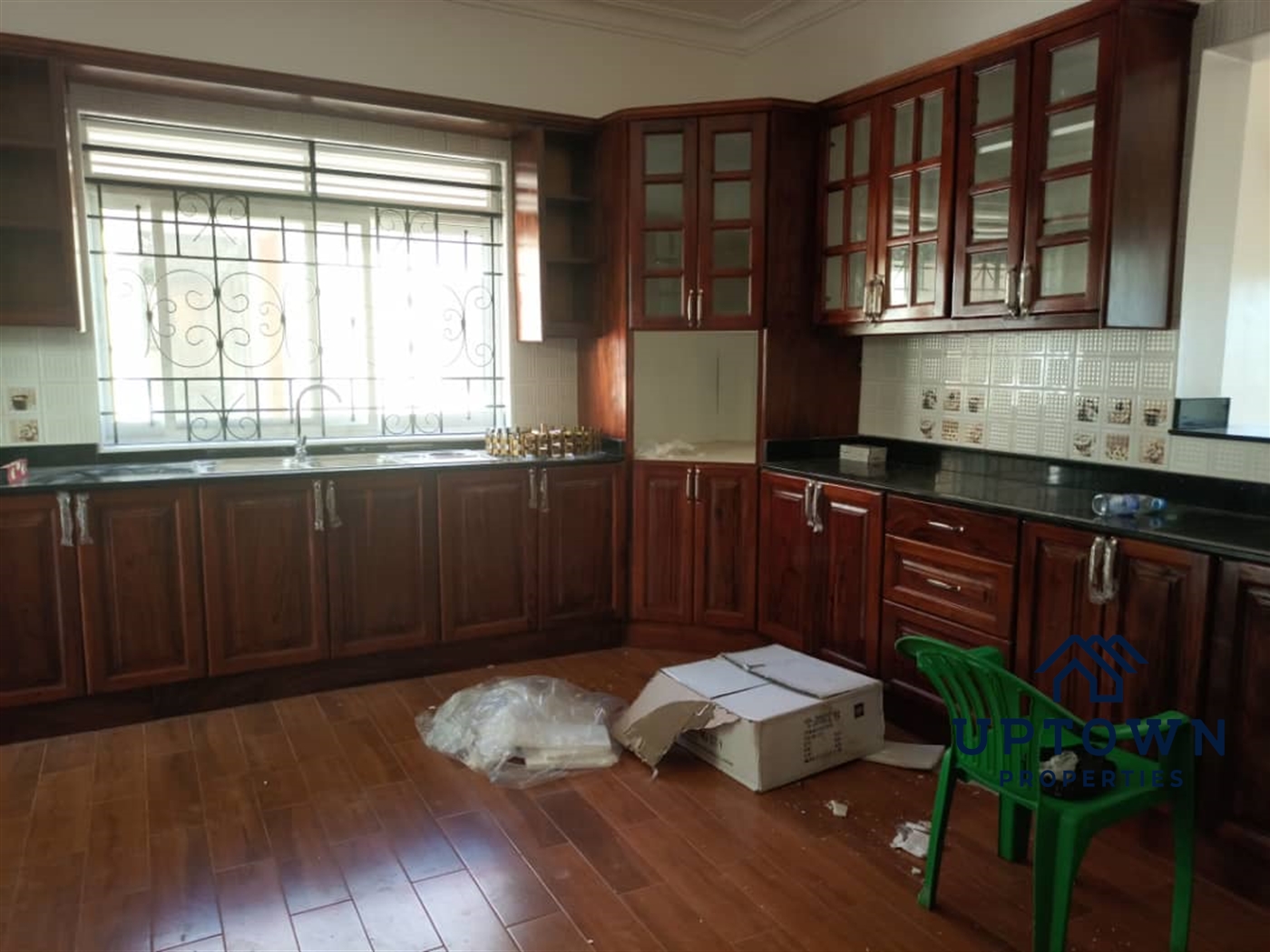 Bungalow for sale in Kitende Wakiso