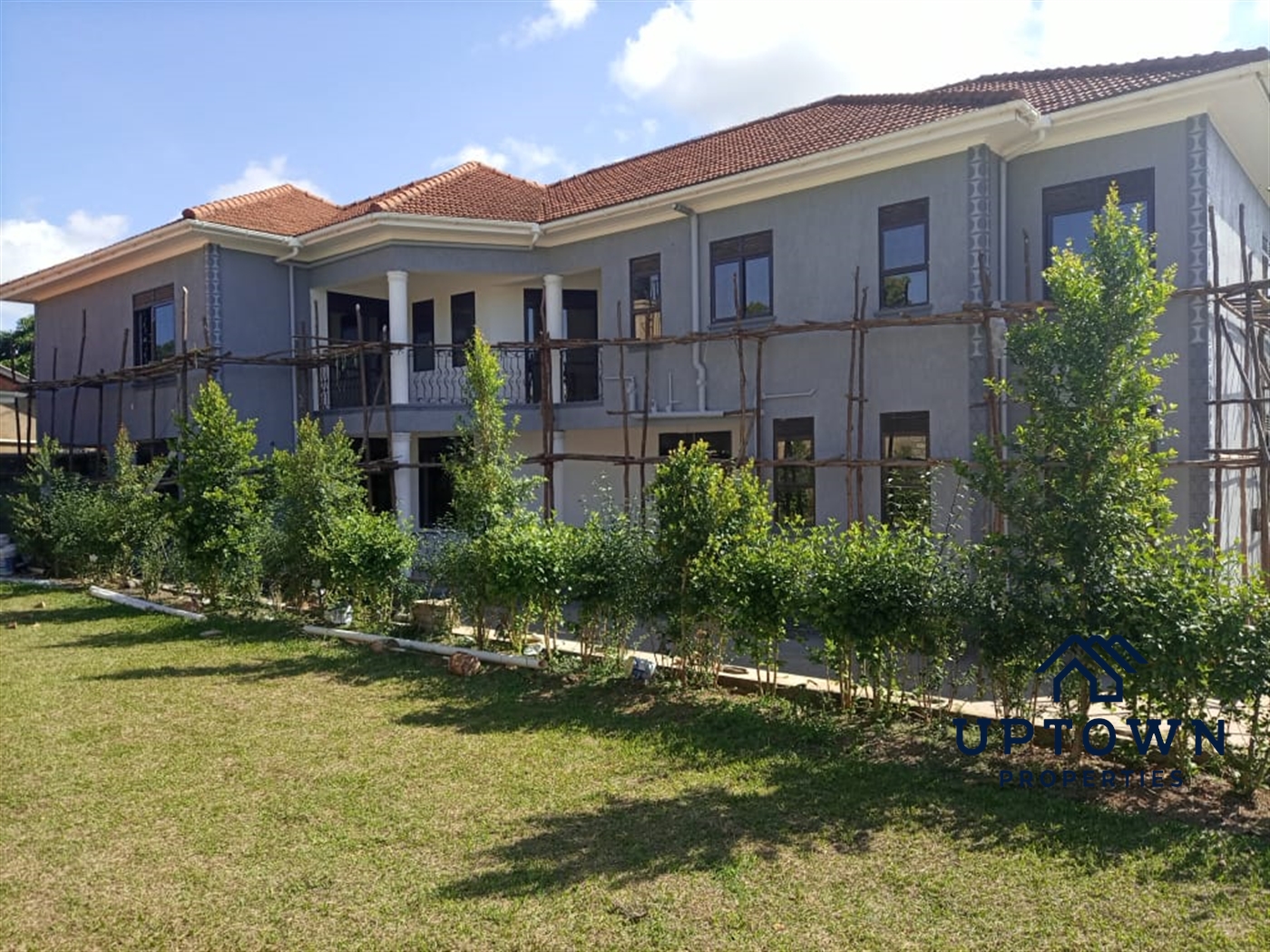 Mansion for sale in Kajjansi Wakiso